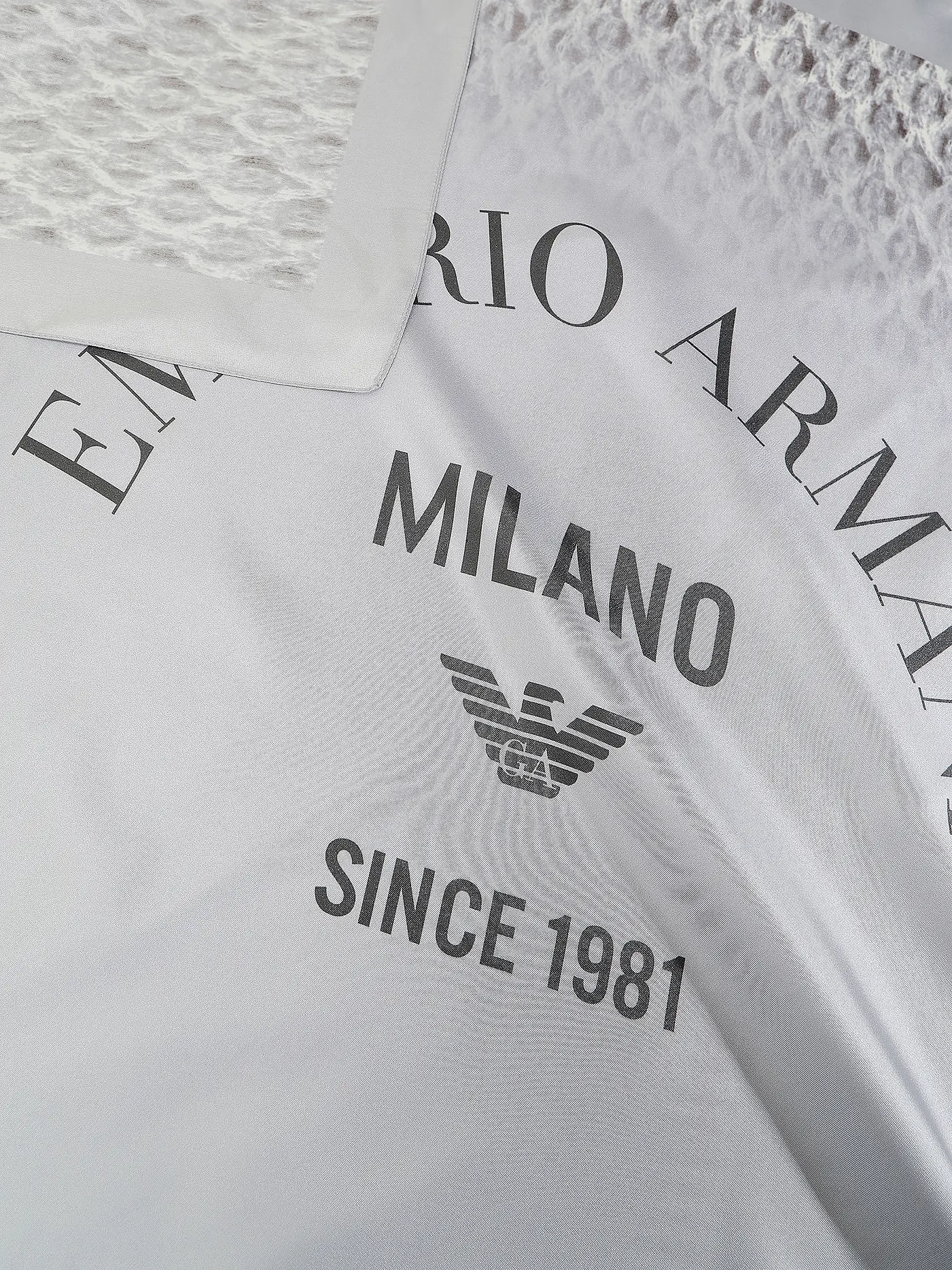EMPORIO ARMANI | Seidentuch | 